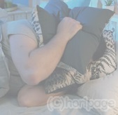 ���ɋN����Ȃ��ċꂵ��ł���l�̉摜