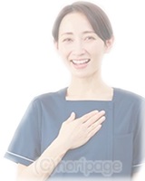 ���Ɏ�𓖂ĂĔ��΂�ł��钆�N�����̉摜